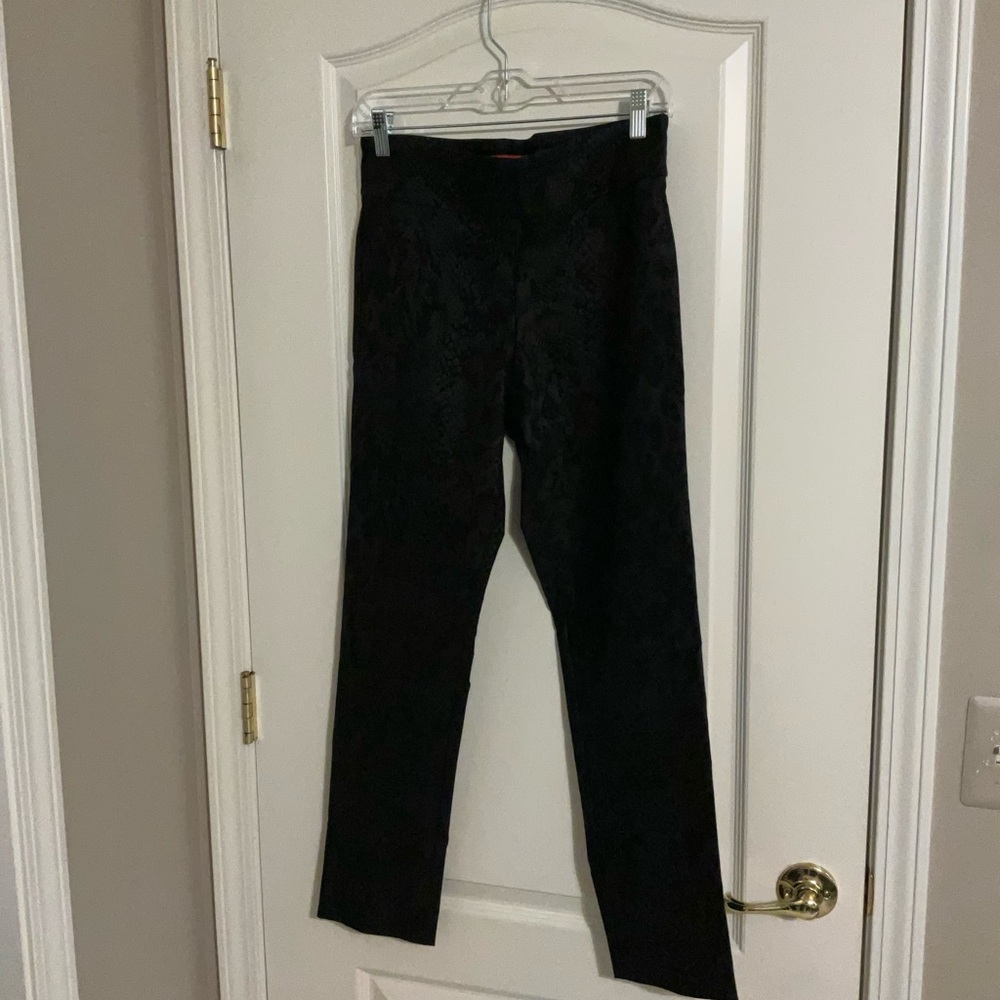 Black Women's Ponte Leggings - Sleek Everyday Comfort